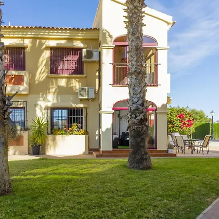 Apartment Pink Club Salino Torrevieja