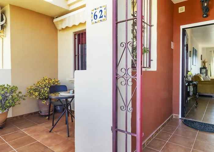 Pink Club Salino Apartment